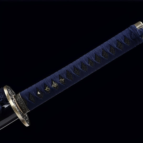 Blauer Drache Katana - ドラゴン — Tsuba Nahaufnahme und Ito-Wicklung