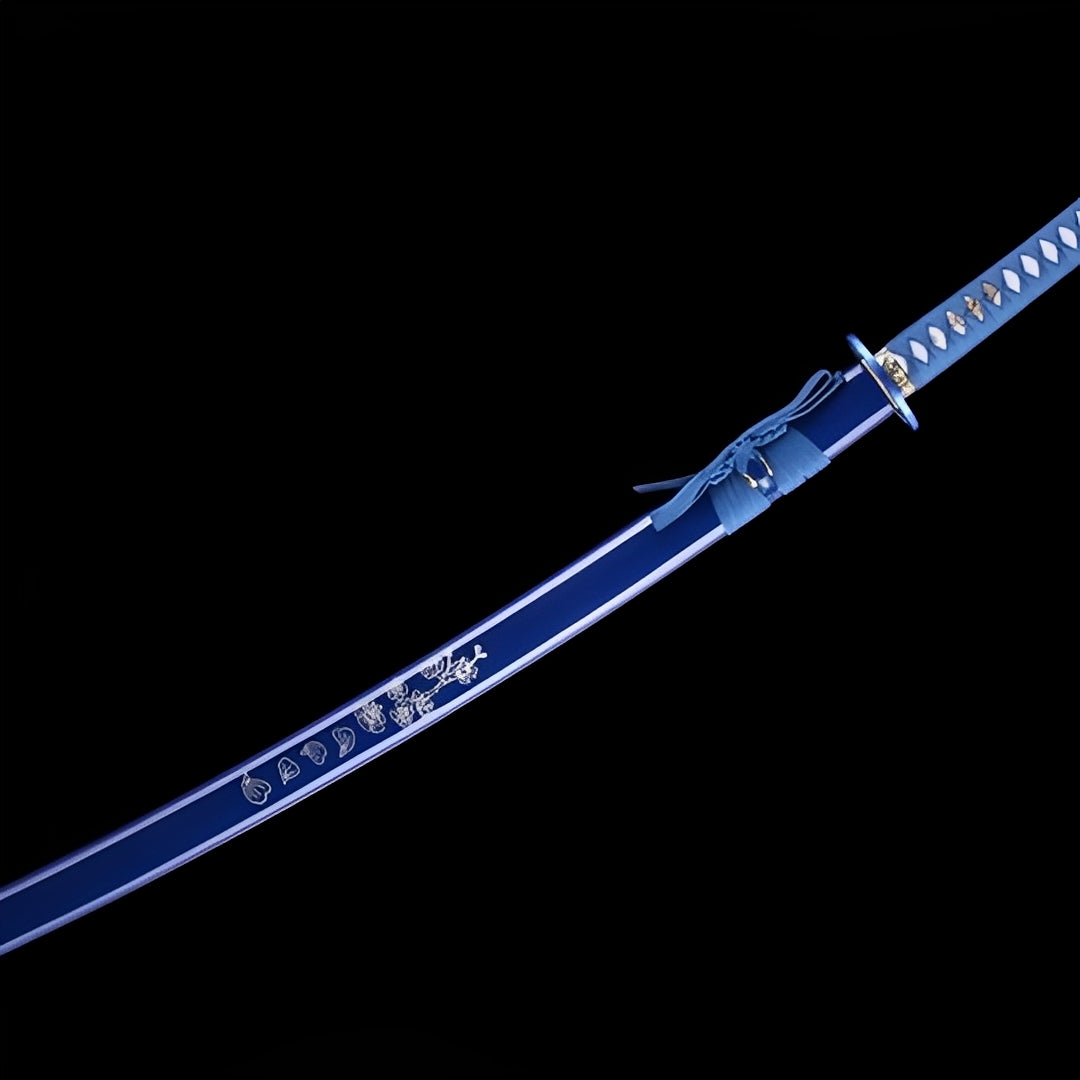 Blaues Sakura Katana - 青桜刀 — Klingen-Detail Nahaufnahme mit sichtbarem Stahl