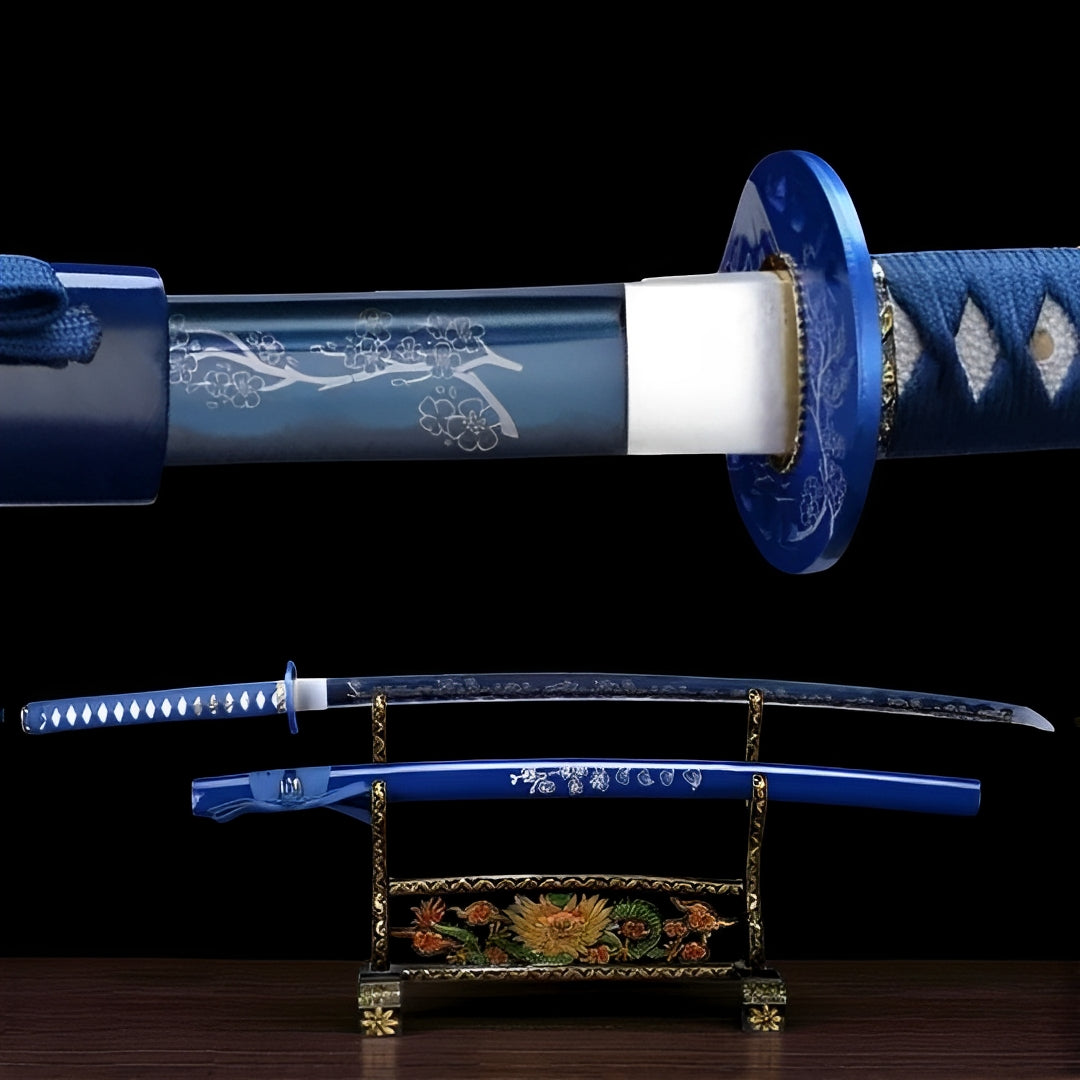 Hana Sakura Katana - 桜花刀 — Komplett-Ansicht mit Saya und Display-Ständer