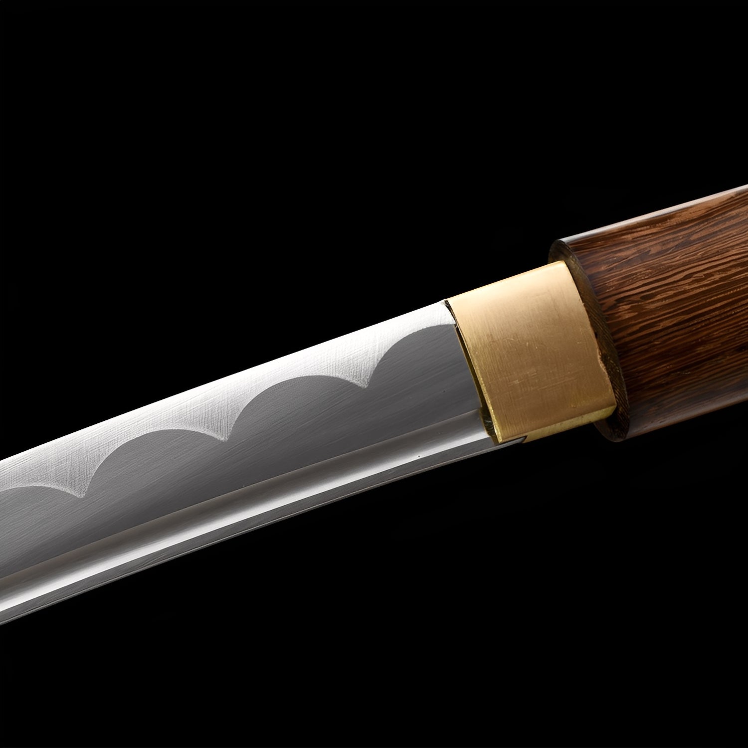 Mokuro Kageuchi Katana - 楼影打 — Griff-Detail mit Rochenhaut und Menuki