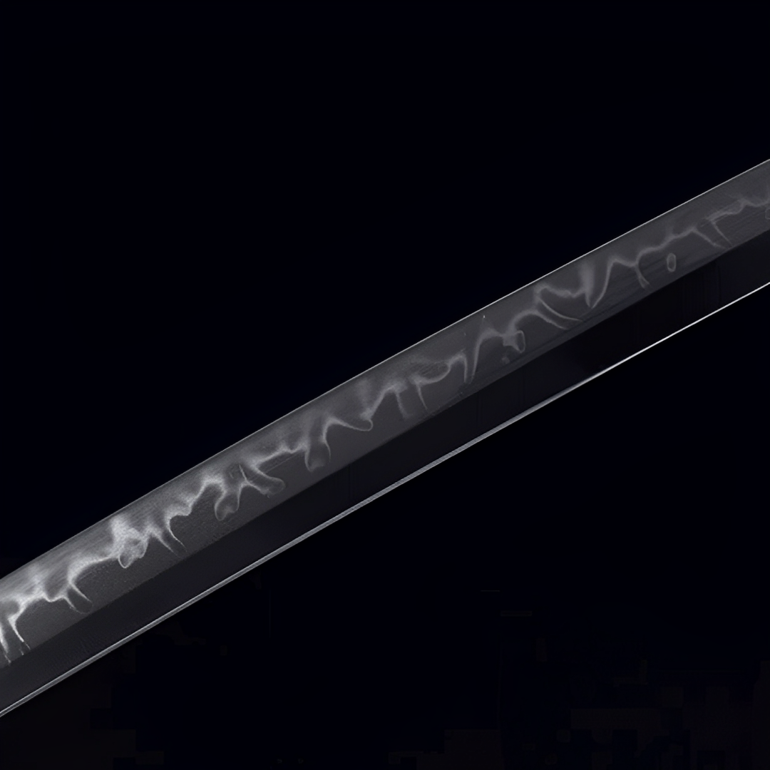 Ouryu Katana (T10-Damaststahl & echter Hamon) - 王竜 — Saya und Griff Detail mit Beschlägen