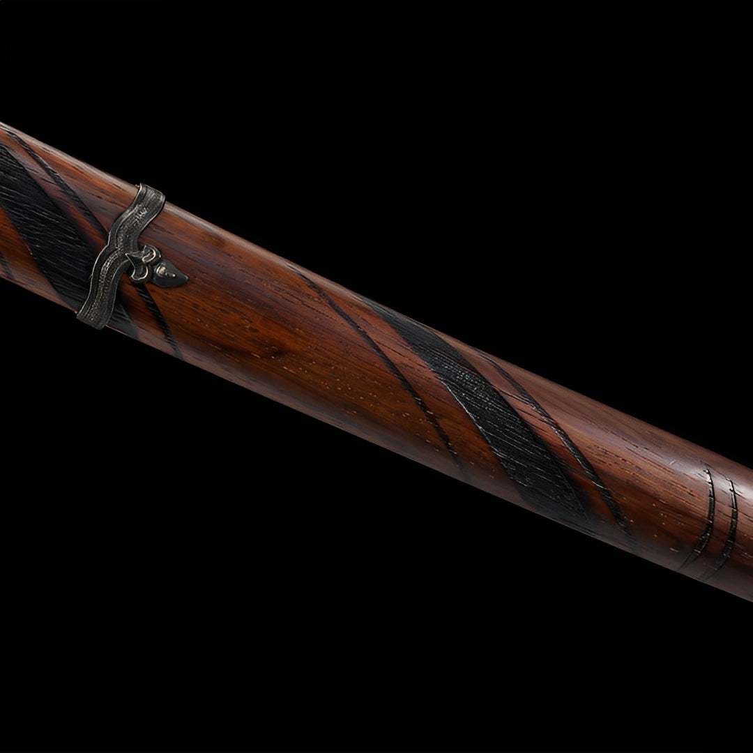 Ronin Holz Katana - 浪人木刀 — Tsuba Nahaufnahme und Ito-Wicklung