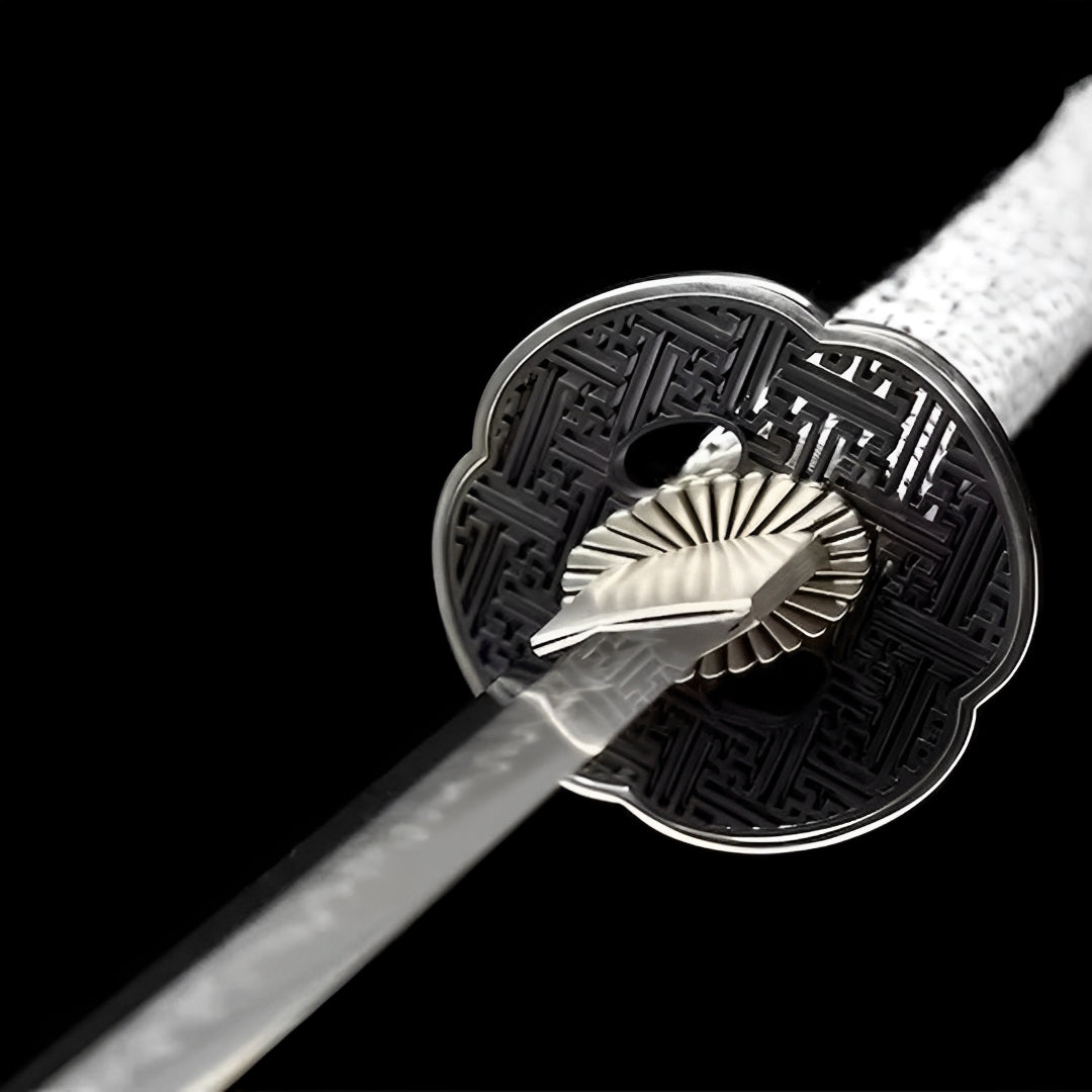Shirokuro Katana (T10-Stahl & Hamon) - 白黒 — komplettes Set mit Seidenbeutel und Zertifikat