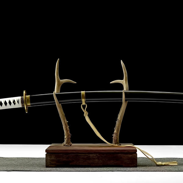 Vergil Yamato Katana - ヤマト — Tsuba Nahaufnahme und Ito-Wicklung
