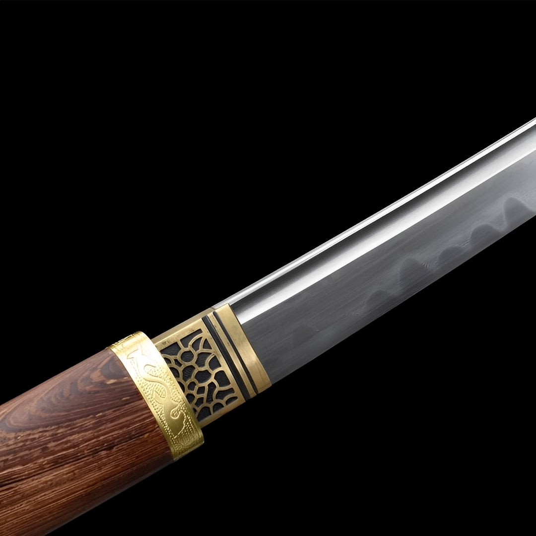 Hölzernes Katana-Schwert (Bokken) auf Display-Ständer mit massivem Hartholz und schwarzer Wicklung