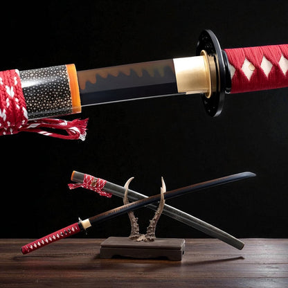 Akagane Katana auf bronzefarbenem Ständer mit echter grauer Rochenhaut-Saya
