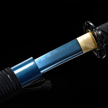 Azurblauer Geist Katana - 蒼魂刀 — Griff-Detail mit Rochenhaut und Menuki