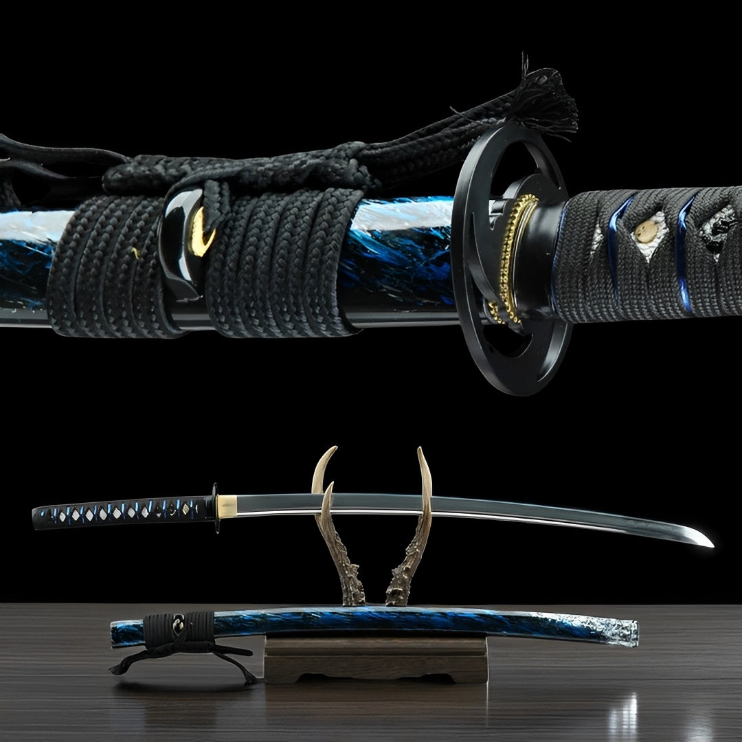 Cyberpunk Katana - サイバーパンク — Komplett-Ansicht mit Saya und Display-Ständer