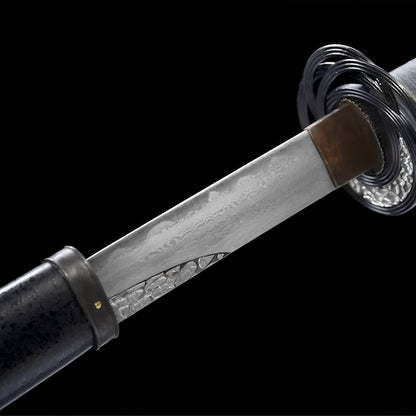 Elden Ring Katana Nahaufnahme der Damaststahl-Klinge mit echtem Hamon