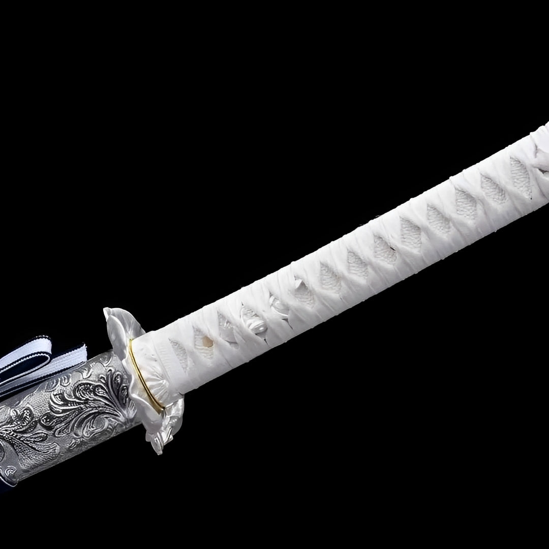 Engel Katana-Schwert - 天使 — Tsuba Nahaufnahme und Ito-Wicklung