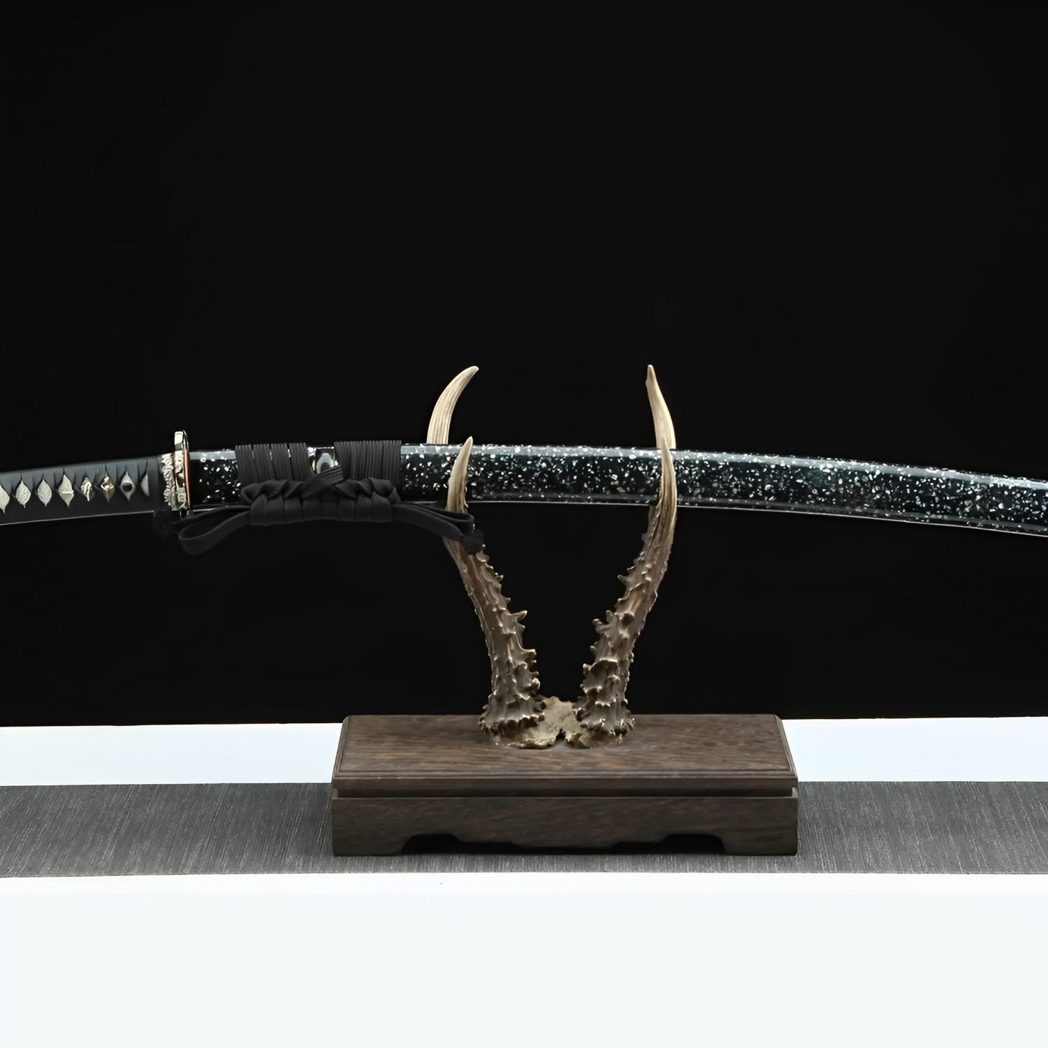 Ginkai Katana (T10-Stahl & echter HITATSURA-Hamon) - 霧雷 — Ansicht 16
