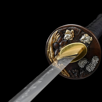 Ginto Katana auf bronzefarbenem Ständer im Horn-Stil mit echter Rochenhaut-Saya