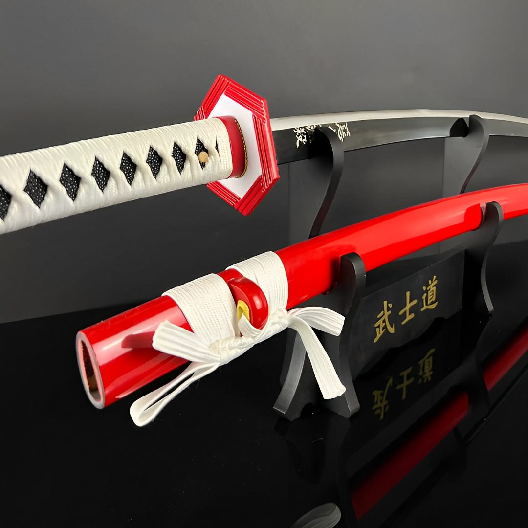 Giyu Tomioka Katana (Demon Slayer) - トミオカ — Klingen-Detail Nahaufnahme mit sichtbarem Stahl