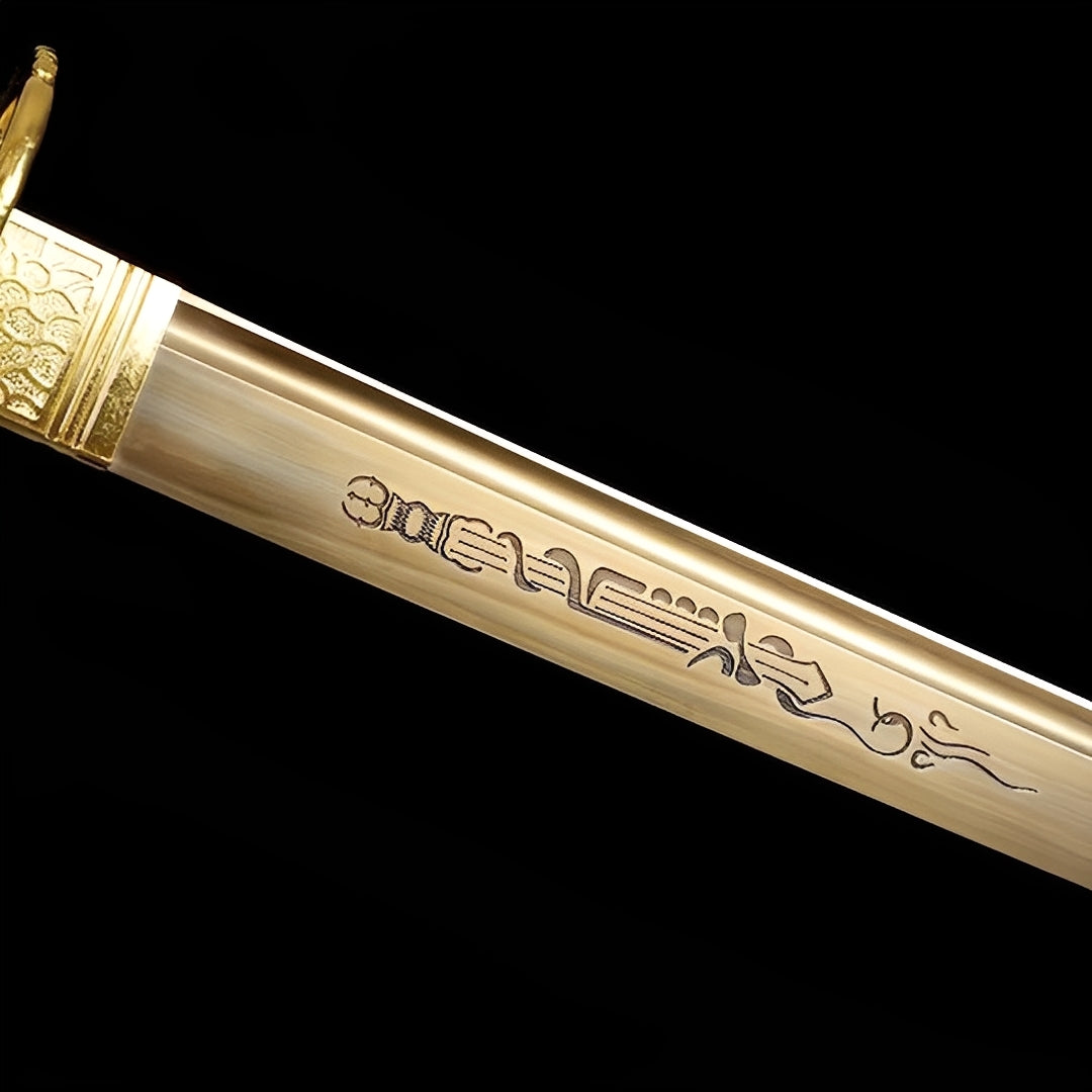 Gold Katana-Schwert - 皇帝刀 — Griff-Detail mit Rochenhaut und Menuki