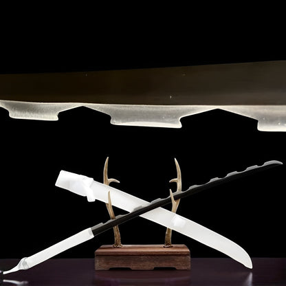 Inosuke Katana (Demon Slayer) - 伊之助 — Komplett-Ansicht mit Saya und Display-Ständer