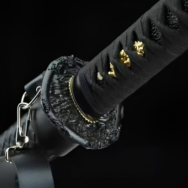 Kokuga Katana - 黒牙 — Klingen-Detail Nahaufnahme mit sichtbarem Stahl