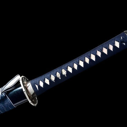 Kumo Katana (T10-Stahl & Hitatsura-Hamon) - 雲刀 — Klingen-Detail Nahaufnahme mit sichtbarem Stahl