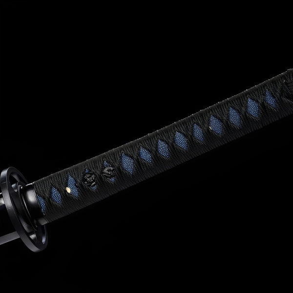 Mitsudomoe Katana - 三巴刀 — Klingen-Detail Nahaufnahme mit sichtbarem Stahl