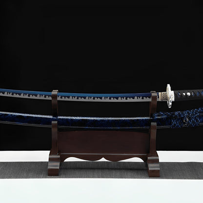 Nachtwasser Katana - 夜水刀 — Griff-Detail mit Rochenhaut und Menuki