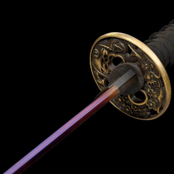 Lila Klinge Katana - パープル — Tsuba Nahaufnahme und Ito-Wicklung