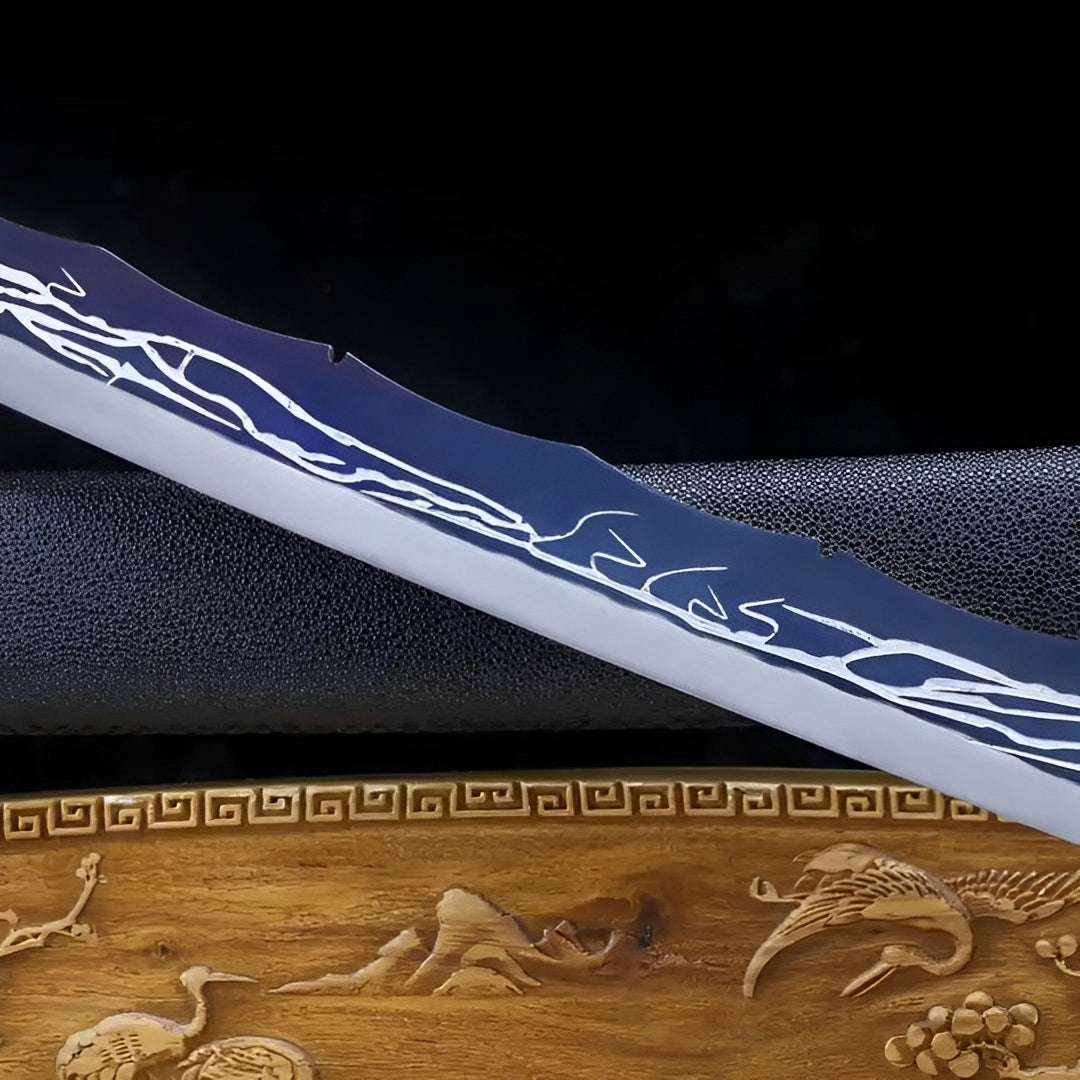 Raisenga Katana - 雷閃牙 — Klingen-Detail Nahaufnahme mit sichtbarem Stahl