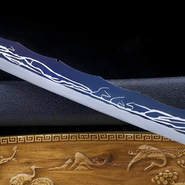 Raisenga Katana - 雷閃牙 — Klingen-Detail Nahaufnahme mit sichtbarem Stahl