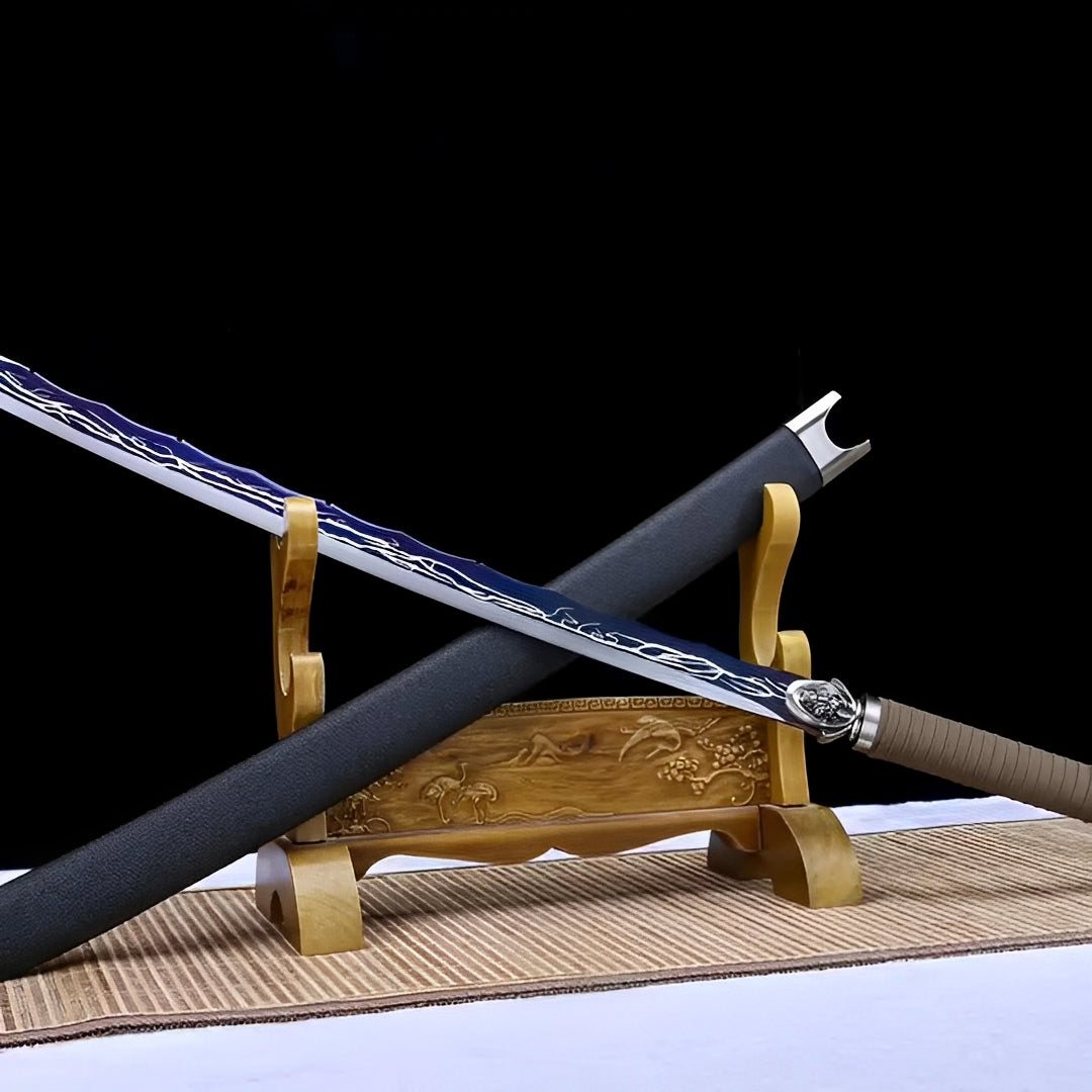 Raisenga Katana - 雷閃牙 — Tsuba Nahaufnahme und Ito-Wicklung