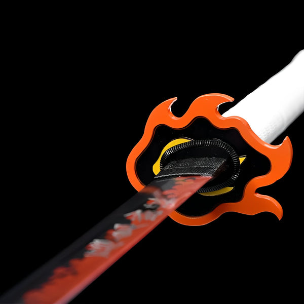 Rengoku Katana (Demon Slayer) - レンゴク — Tsuba Nahaufnahme und Ito-Wicklung