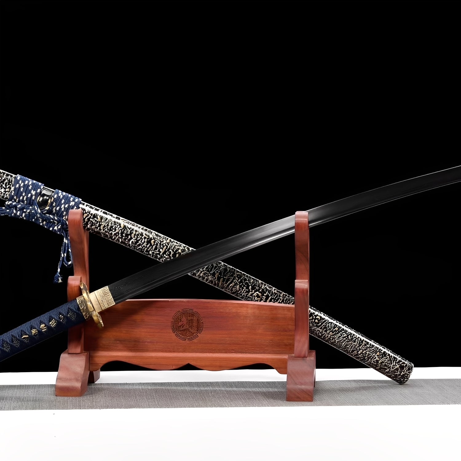 Shimokaminari Katana - 黒雪刀 — zusätzliches Detail-Foto