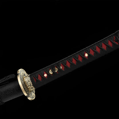 Shinku Raijin Katana - の太刀 — Griff-Detail mit Rochenhaut und Menuki
