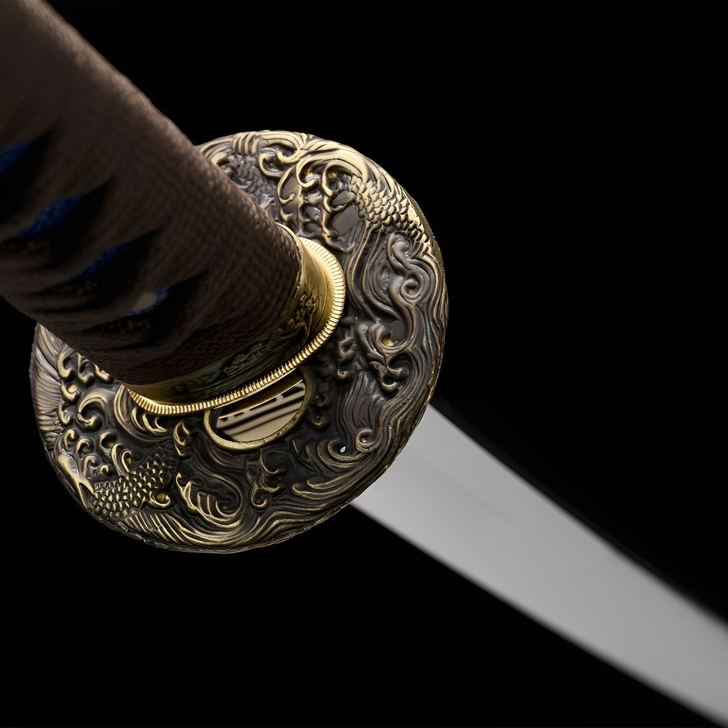 Shizukesa Katana - 光静刀 — Klingen-Detail Nahaufnahme mit sichtbarem Stahl