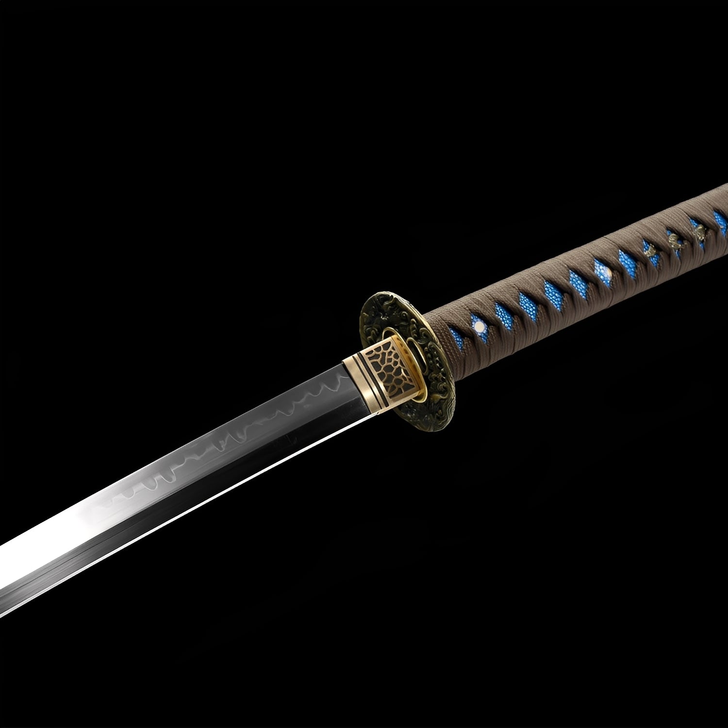 Shizukesa Katana - 光静刀 — Tsuba Nahaufnahme und Ito-Wicklung