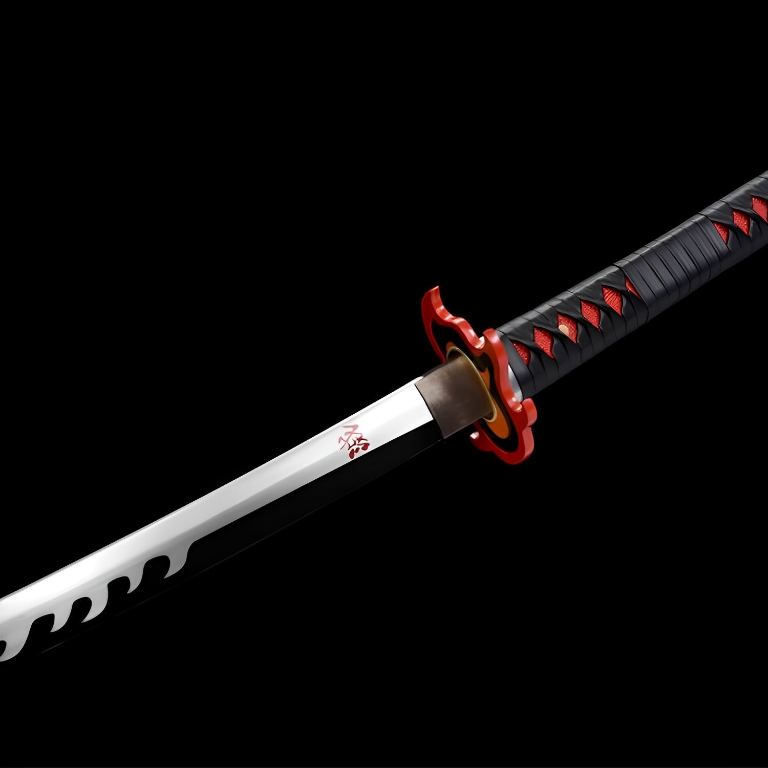 Tanjiro Katana Demon Slayer mit schwarzer Nichirin-Klinge und rotem Flammen-Tsuba