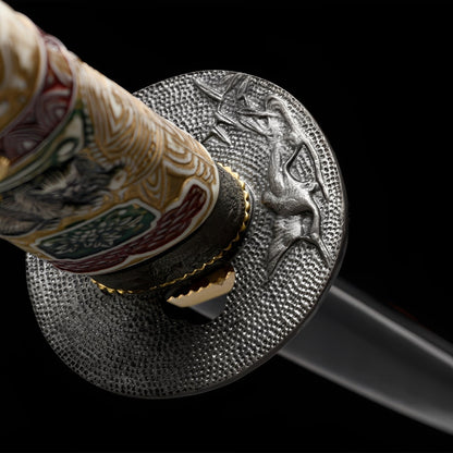 Tentai Drache Katana - 天竜刀 — Griff-Detail mit Rochenhaut und Menuki