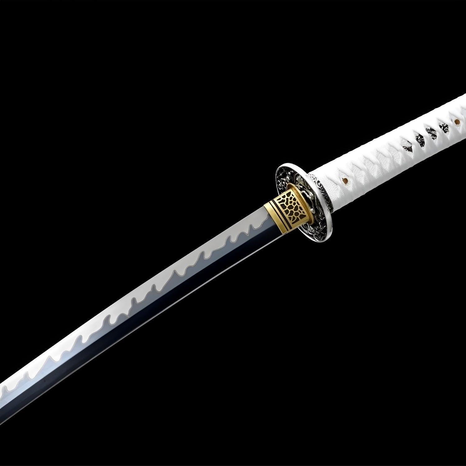 Weißes Katana-Schwert auf Display-Ständer mit voll-weißer Klinge und weißer Saya