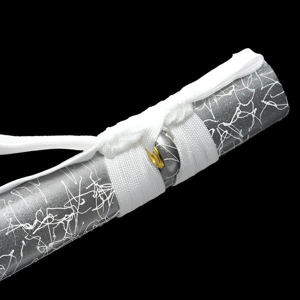 Weißes Katana-Schwert - 白い剣 — Klingen-Detail Nahaufnahme mit sichtbarem Stahl